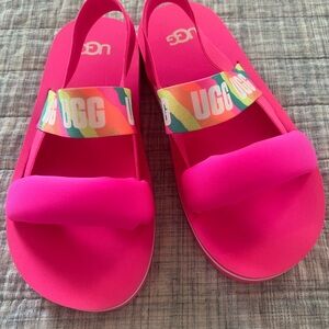 UGG Zuma Vibrant Pink Slides